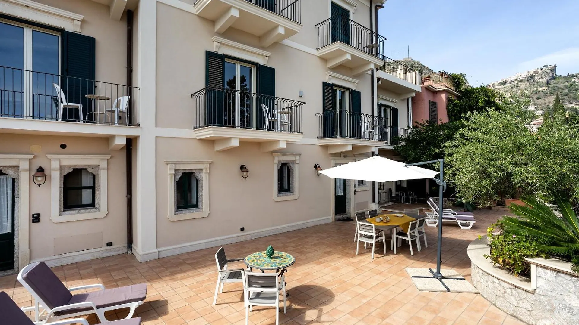 Villa Maremonti タオルミーナ