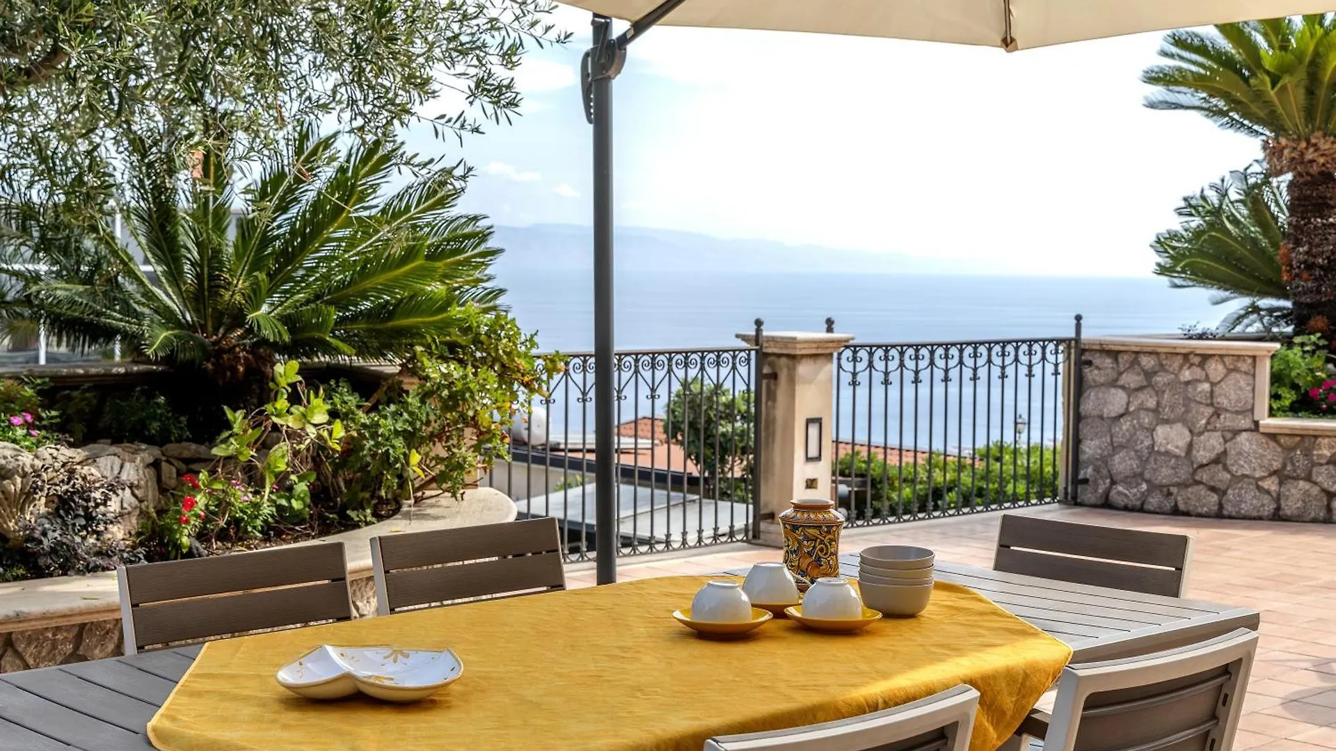 Villa Maremonti タオルミーナ イタリア